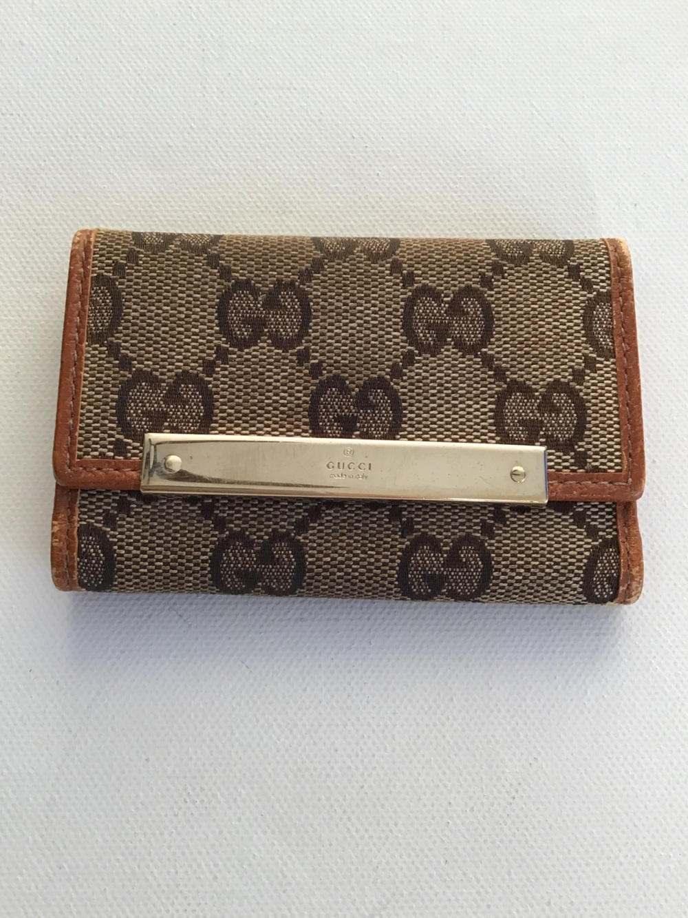 Gucci GG Canvas 6-Hook Key Case Brown Monogram Wallet Made in Italy
